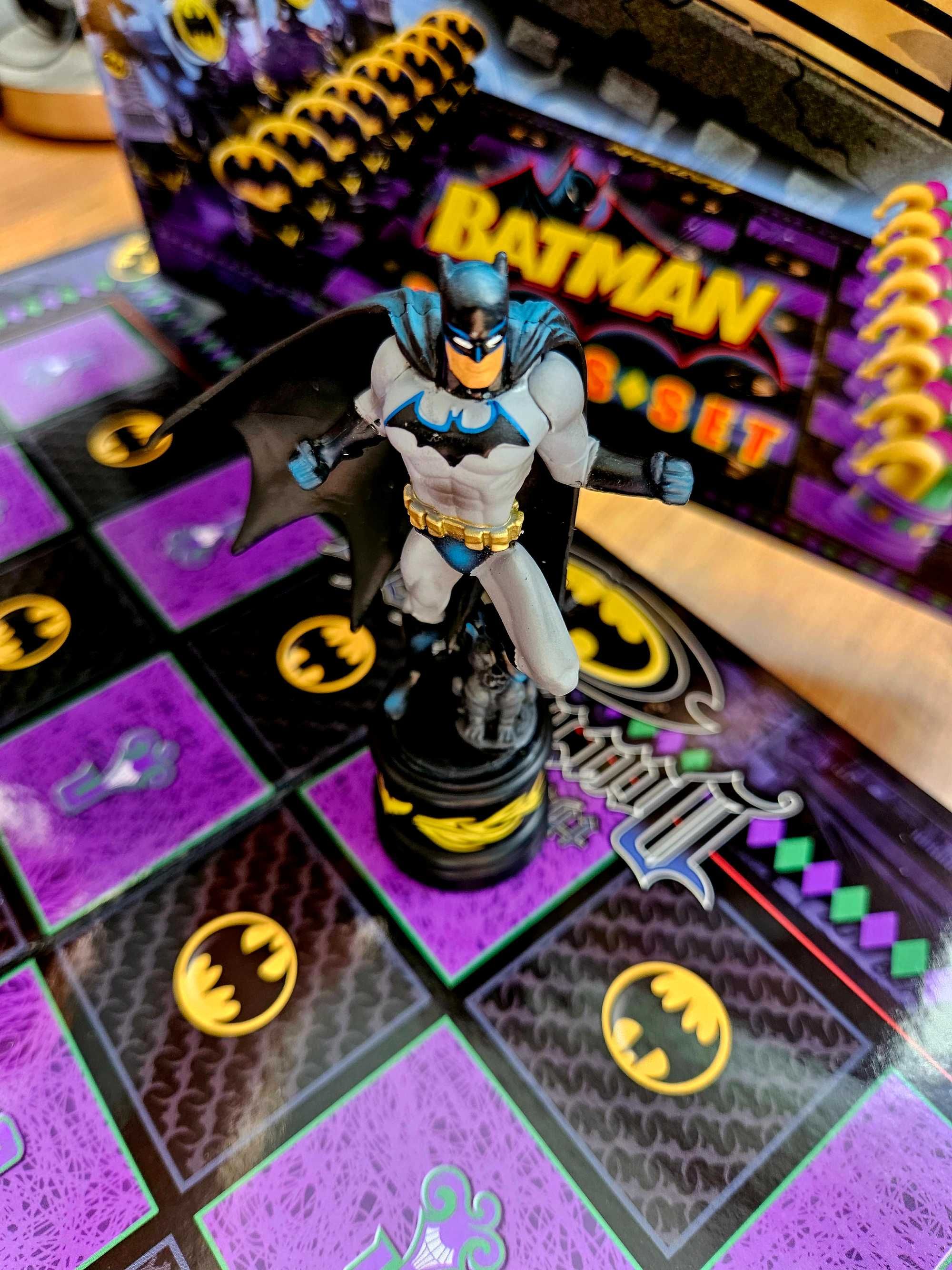 Szachy Batman the Joker Chess set