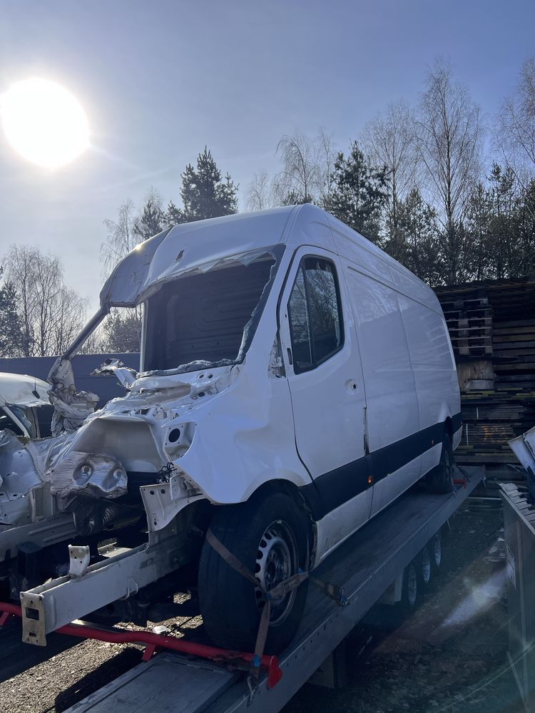 Tył z dachem sprinter 907 max 2023