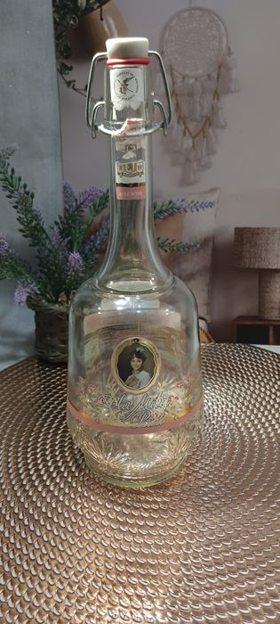 Butelka z korkiem ceramicznym