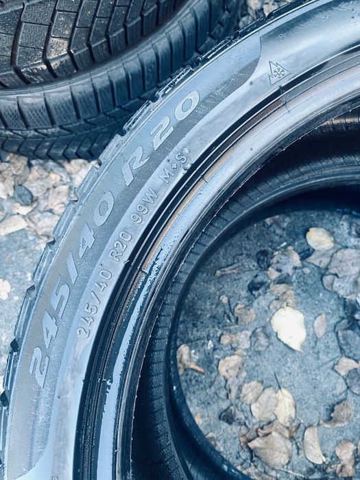 245 40 20 Pirelli Sorrozero 3 85% Зима 2023