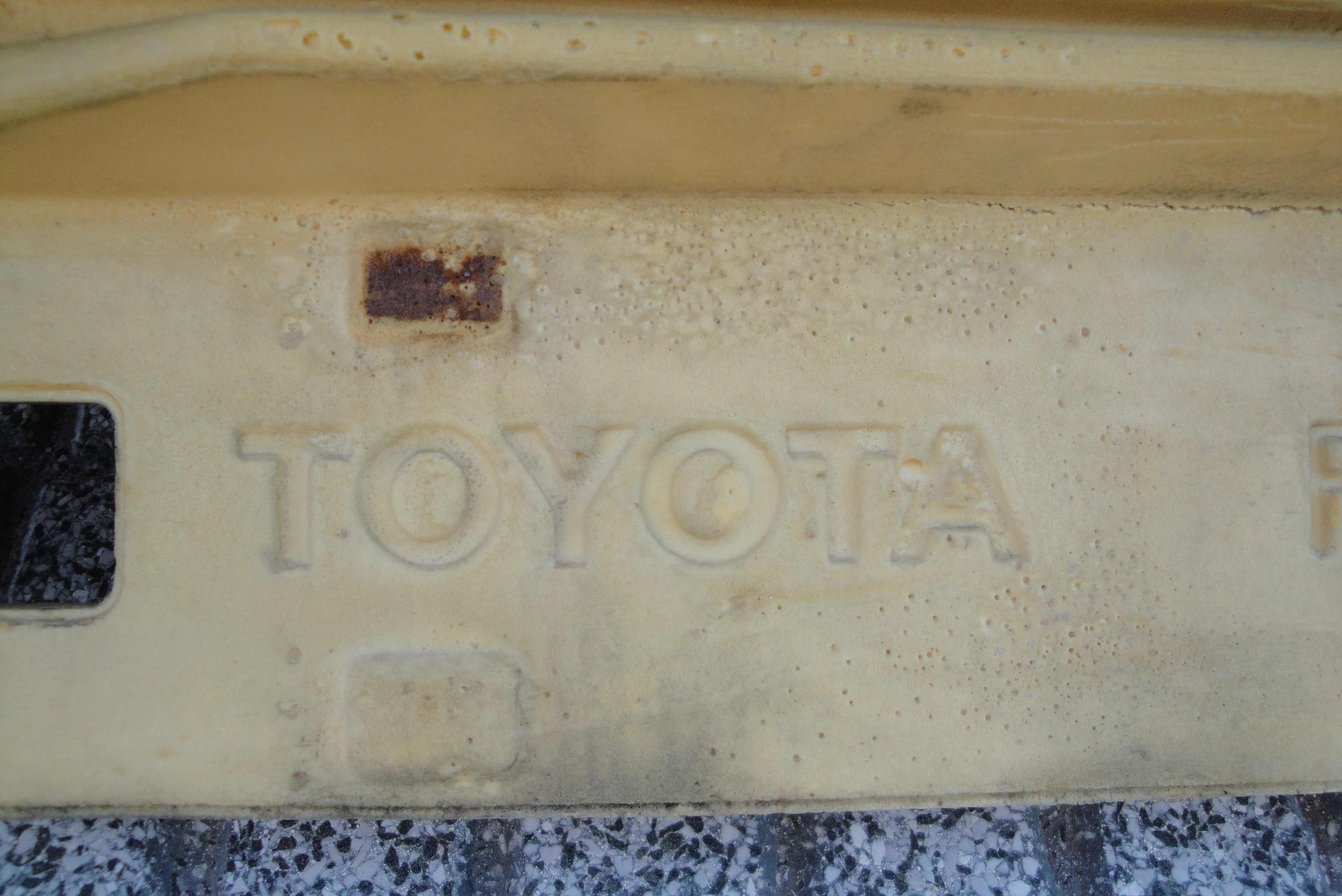 Vendo Capom e para choques da frente para Toyota Celica 1.6 sti