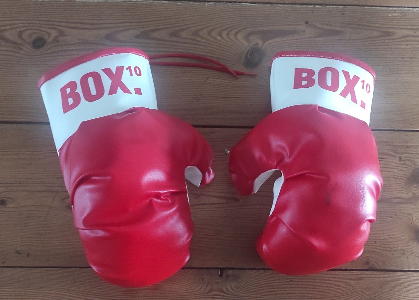 Rękawice bokserskie dziecięce Junior BOX czerwone rękawiczki