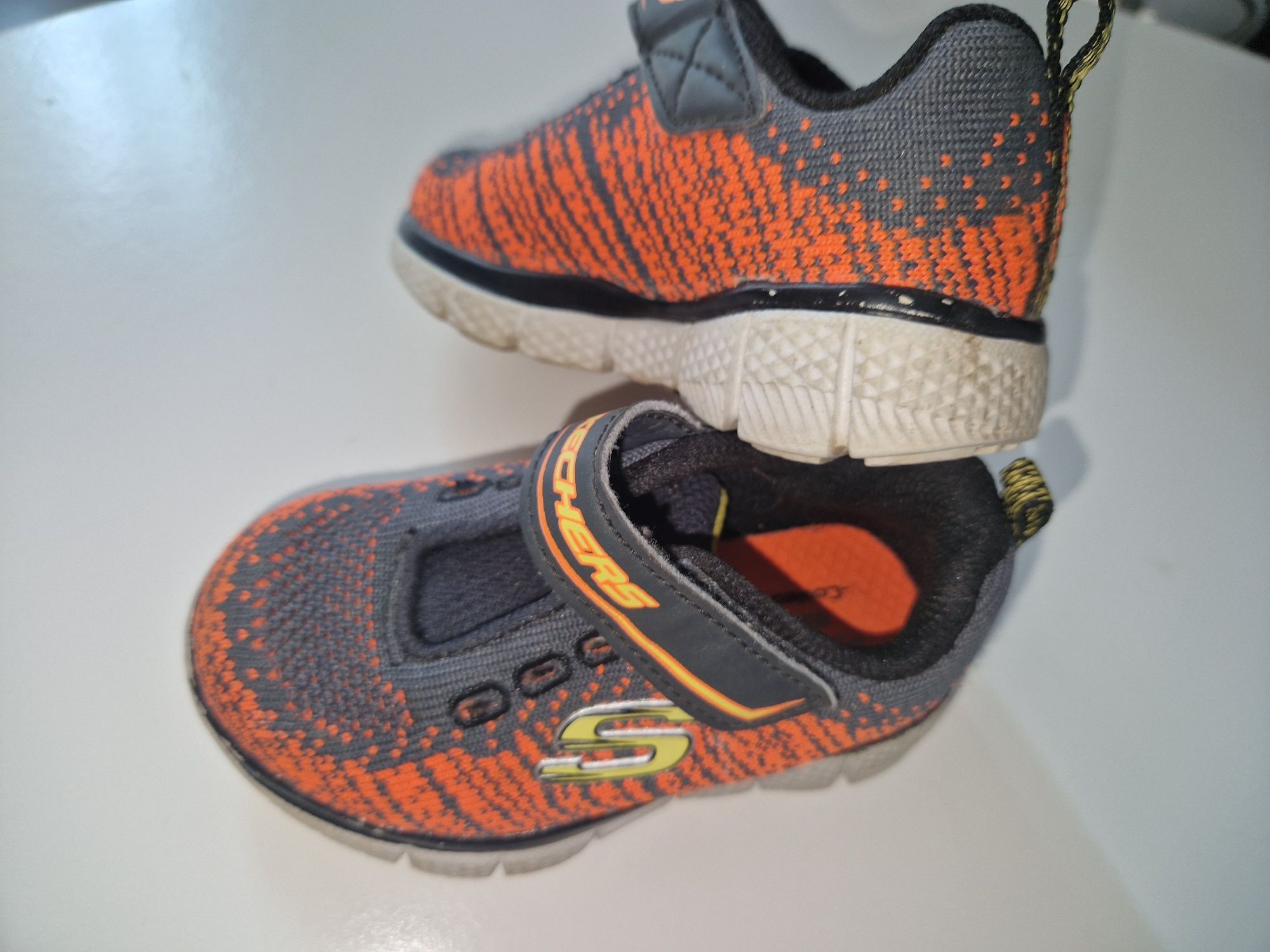 Tenis skechers bebé