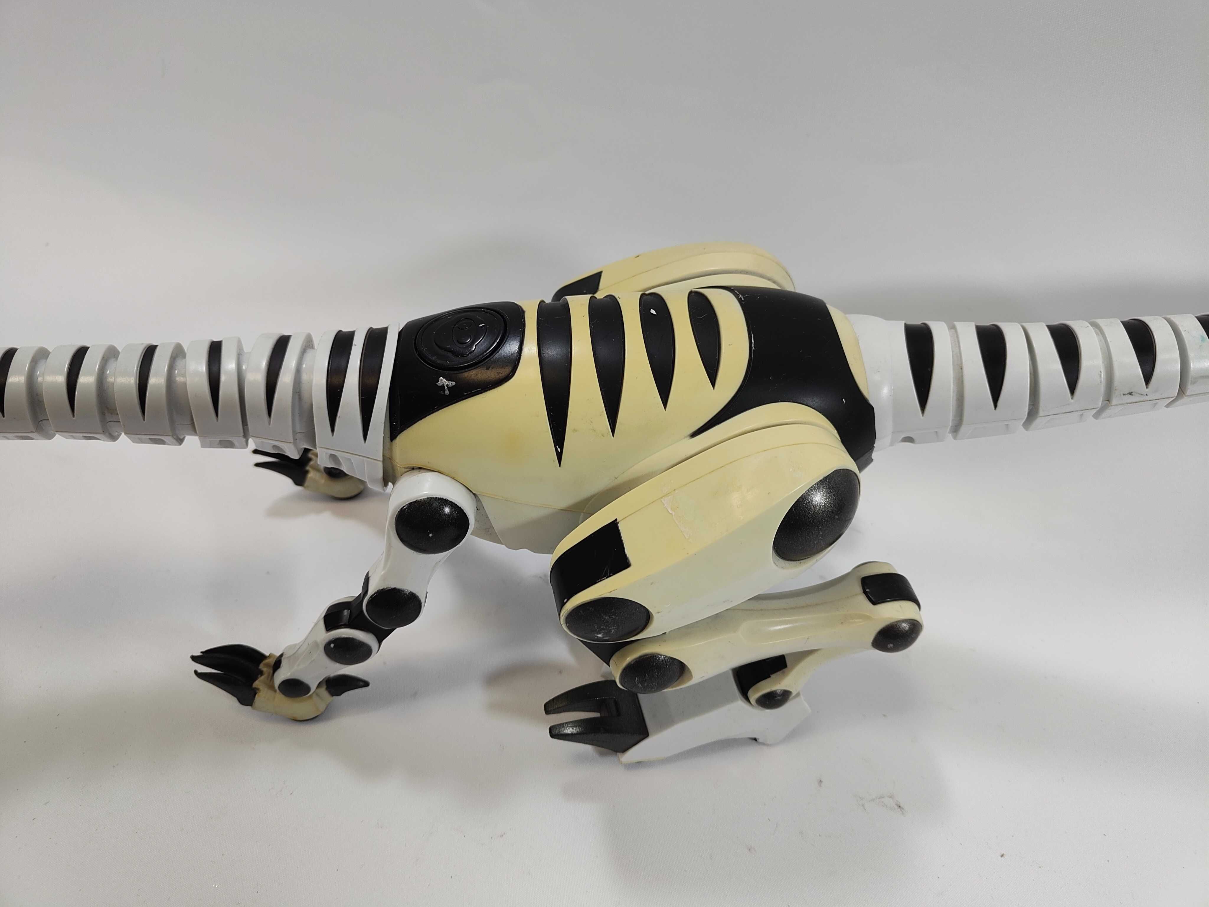 Prezent dla dziecka ROBOT DINOZAUR Tyranozaur X Wowwee