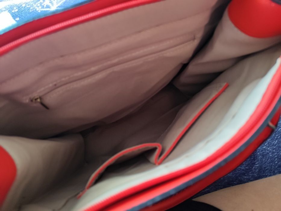 Сумка , виробництва Італії,