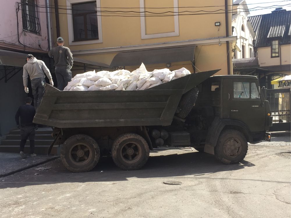 Вивіз сміття , будівельного сміття різного хламу камаз