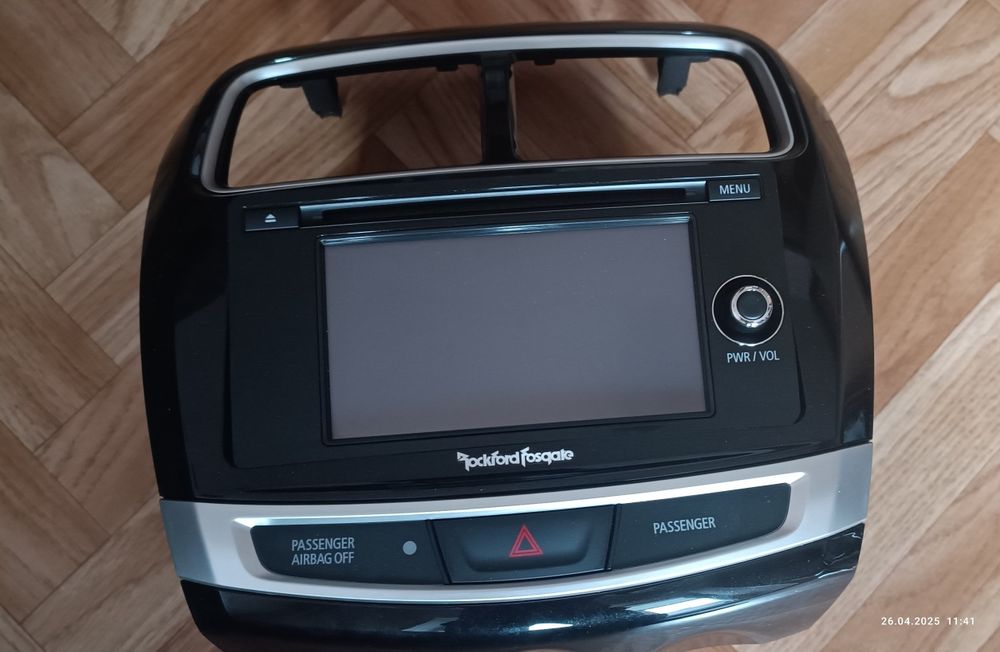 Магнитола с переходной рамкой Mitsubishi 2015