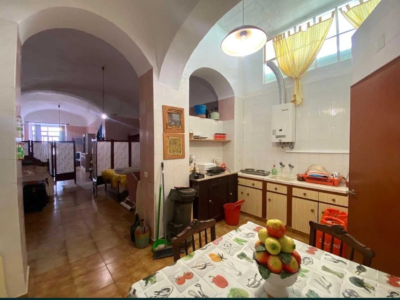 T1 em Olhão + logradouro boa oportunidade para comércio ou habitação