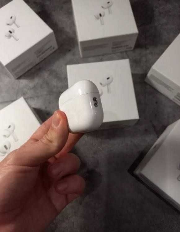 Бездротові навушники AirPods pro V2 з активним шумоподавлінням!!