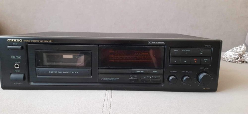 Magnetofon kasetowy Onkyo TA-2820 tytanowy