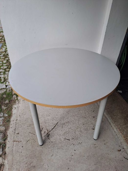 Mesa secretaria redonda