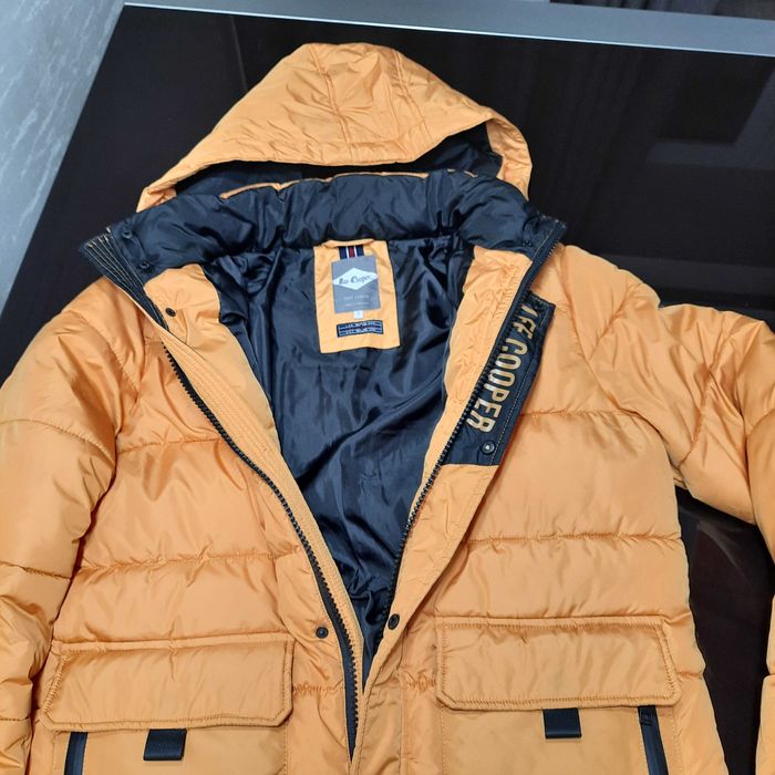 Пальто-куртка чоловіча (підліт.)зимове. Розмір S. Lee Cooper.