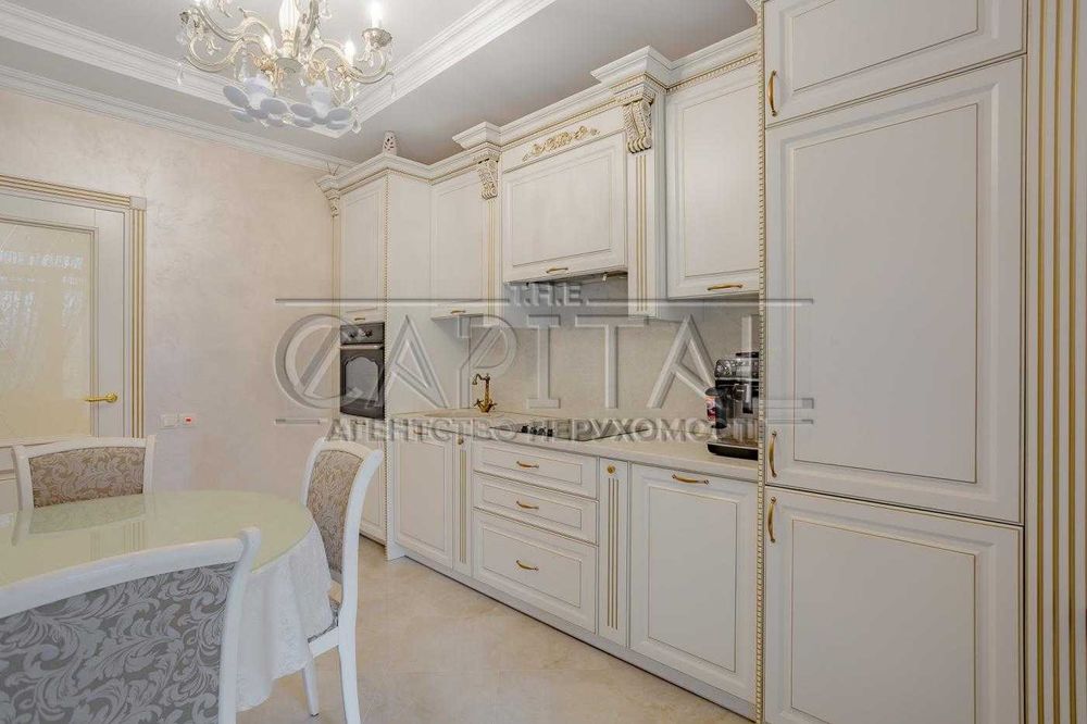 Продаж 2К квартири у ЖК Комфорт Таун / Київ / Регенераторна