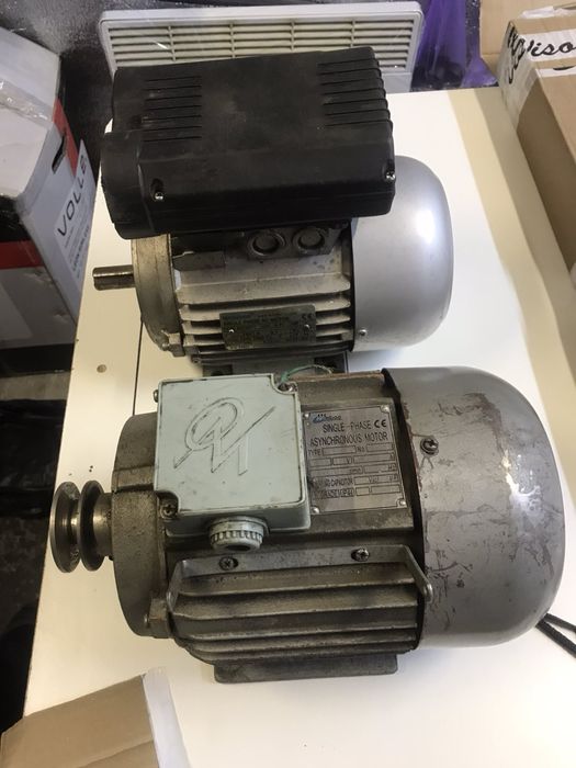 Электродвигатель 2шт 220v