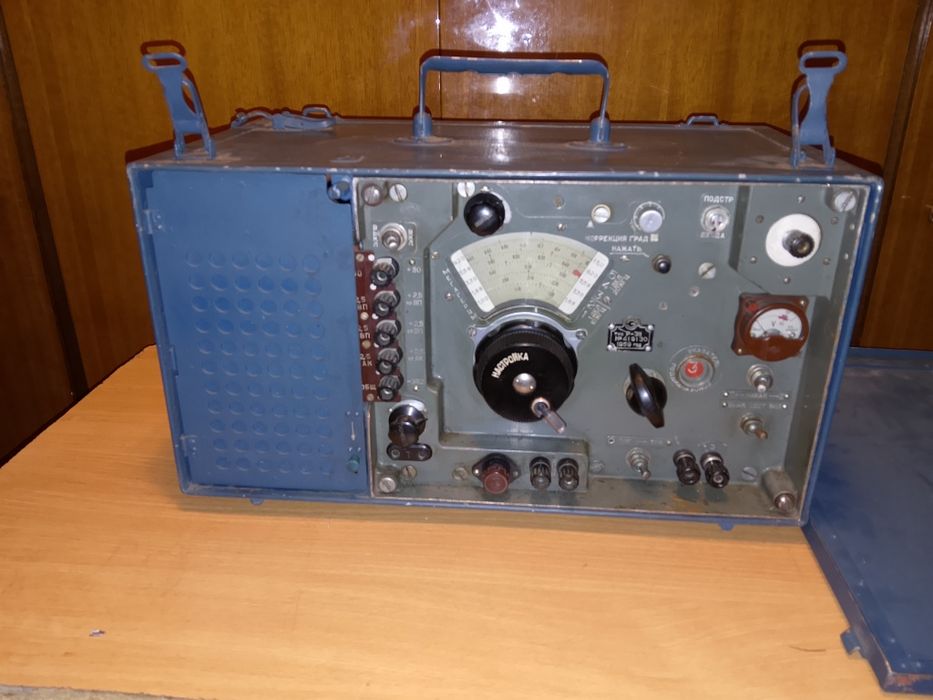 Kolekcjonerska radiostacja R-311 - 1959