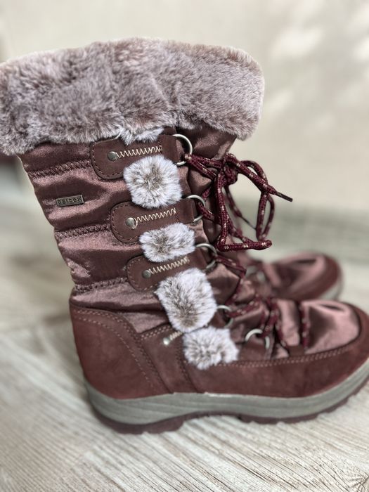 Зимові чоботи,сапожки в ідеальному стані устілка 23,5