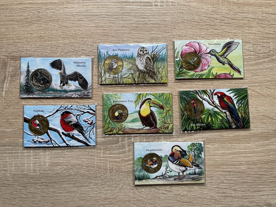 Колекційні монети світу та України