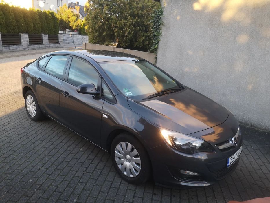 Opel Astra 1.4B 100KM, salon Polska.