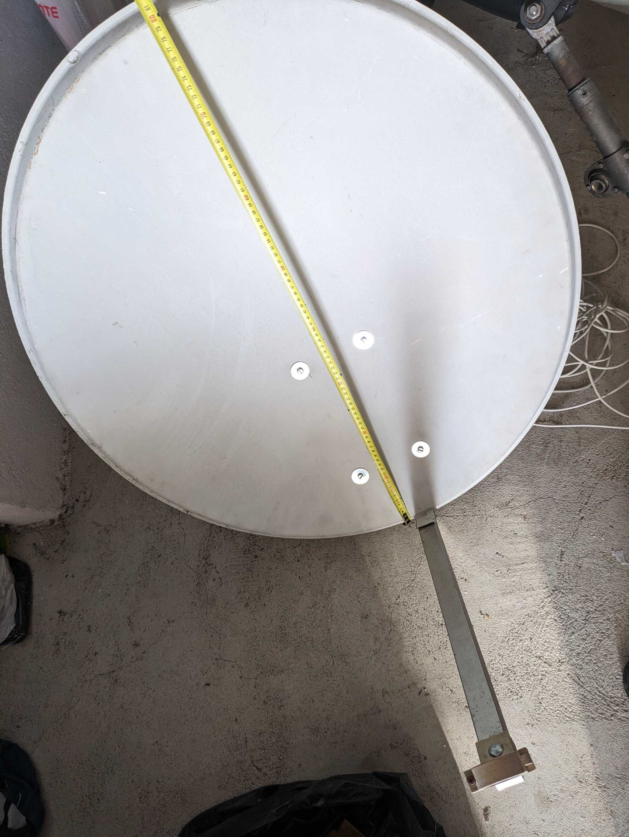 parabolica 140 cm com motor electrico e base de manutenção fixaçao