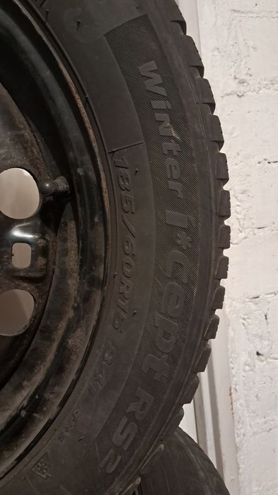 Koła zimowe 15" 5x100 6J ET38 śr 57,1 VW Hankook 185/60R15 DOT 3818