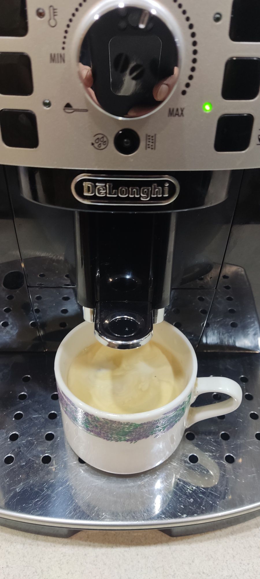Кофемашина Delonghi Magnifica S
