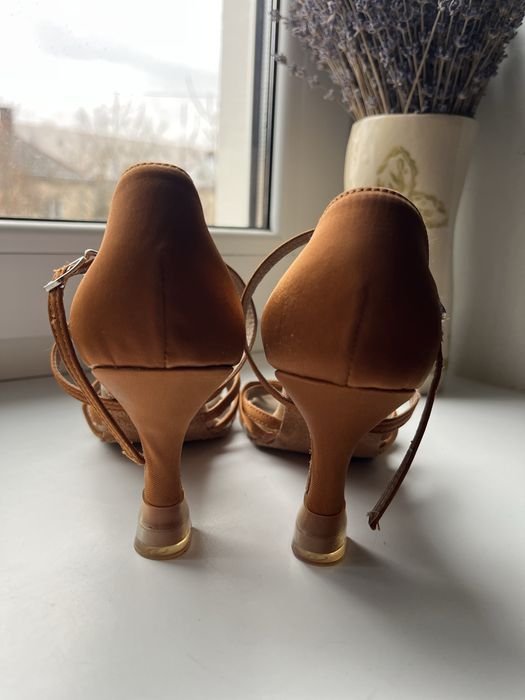 Туфлі для бальних танців, 37 розмір