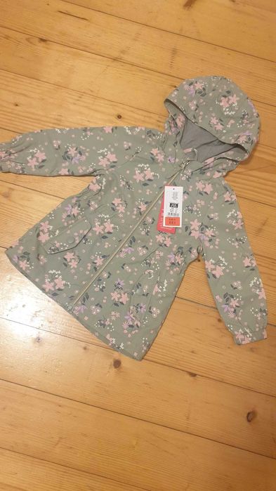 Kurtka wiosenna przeciwdeszczowa, NOWA, rozm. 86