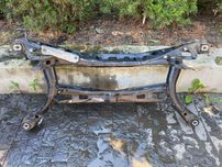 Задня балка задняя подрамник Skoda Superb 3 Passat B8 3q0505447A