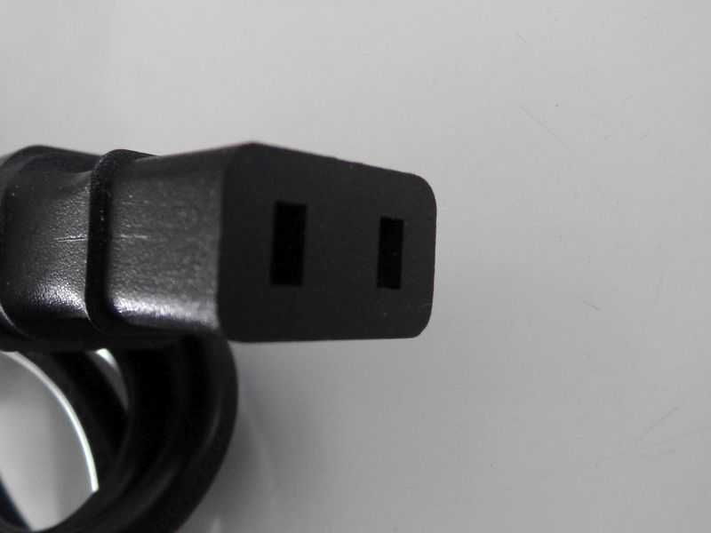 Kabel przewód zasilania do Roland keyboard syntezator Revox