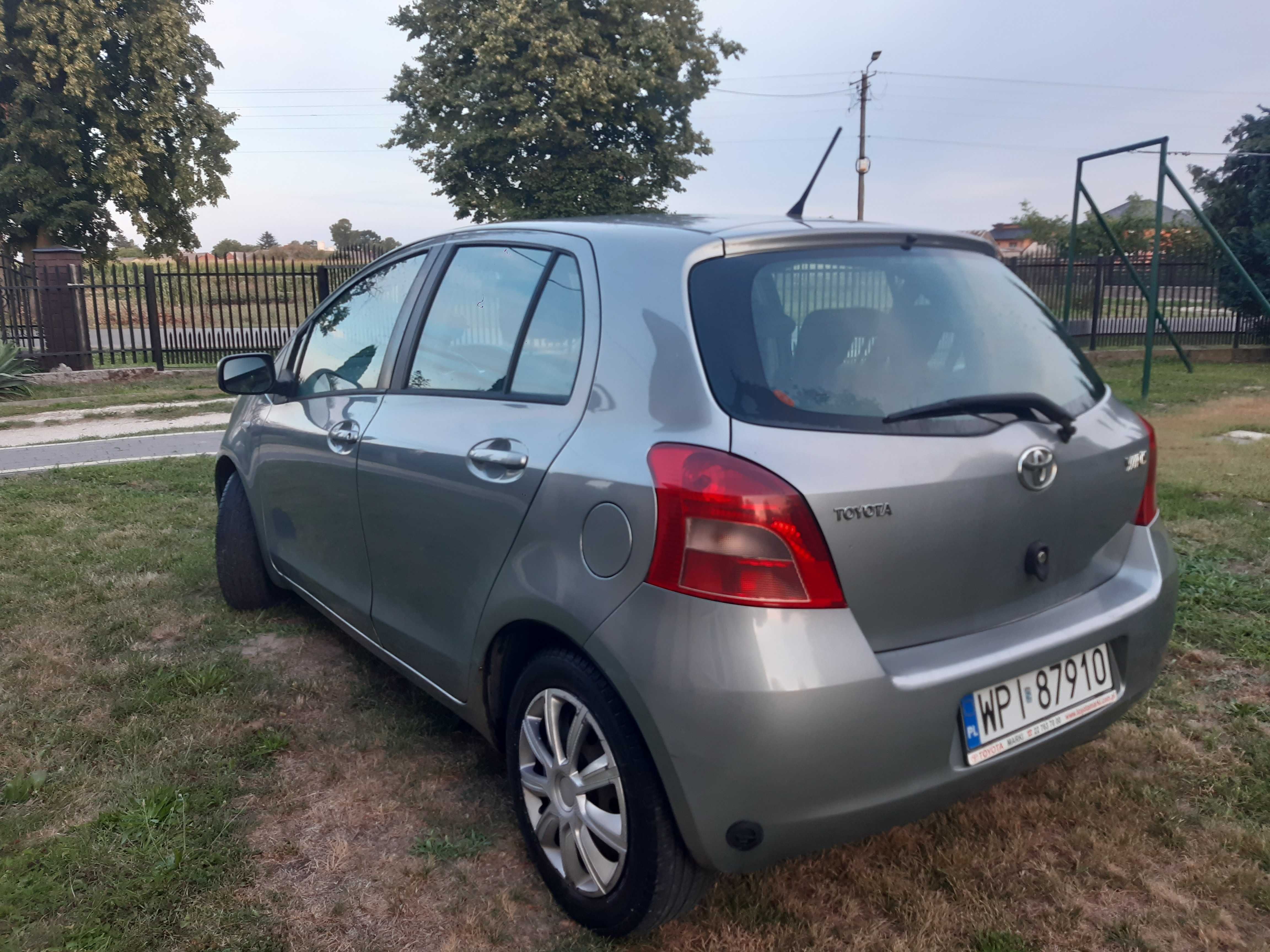 Toyota Yaris 1.3 Sol 2006/2007 - (benzyna + LPG) -uszkodzony