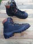 Buty wysokogórskie trekkingowe Raichle. Raki automaty