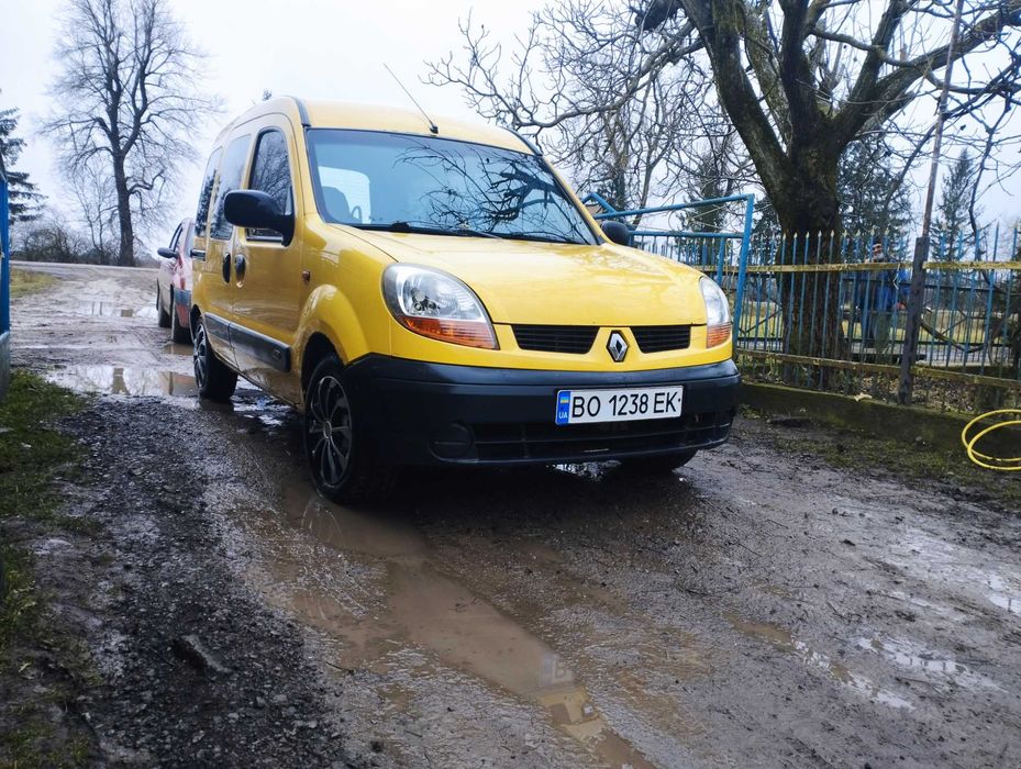 Рено кенго в хорошому стані
