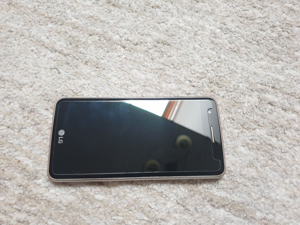 LG K8 (2017) Dual