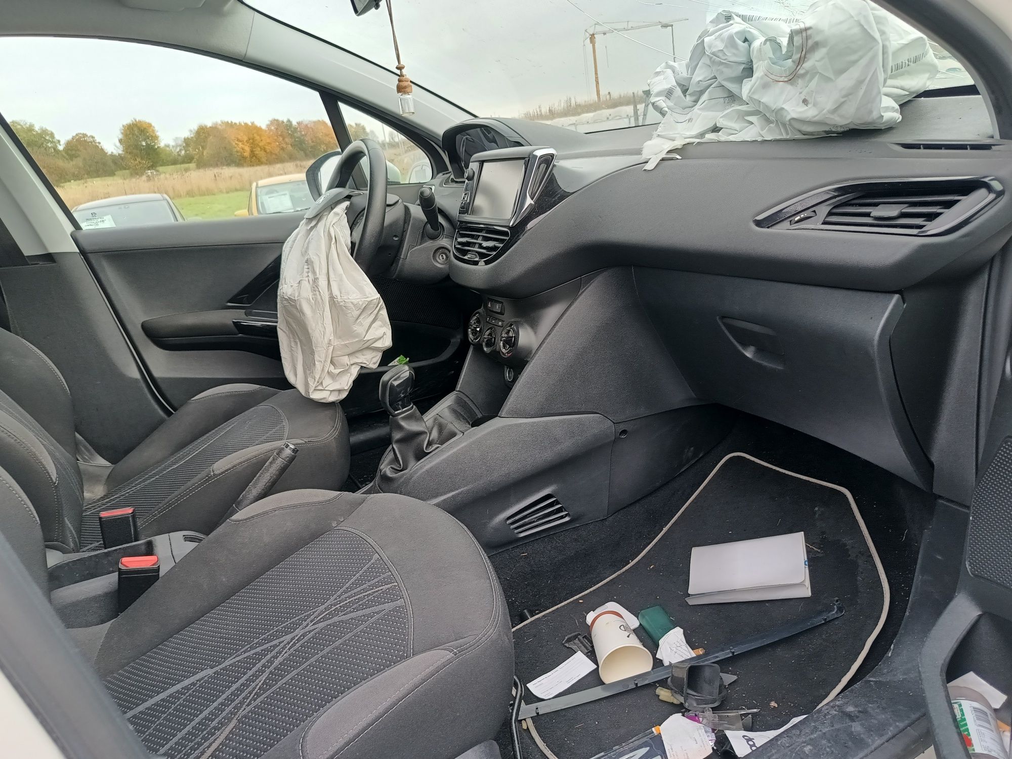 PEUGEOT 208 1.2 VTI panorama dach klima