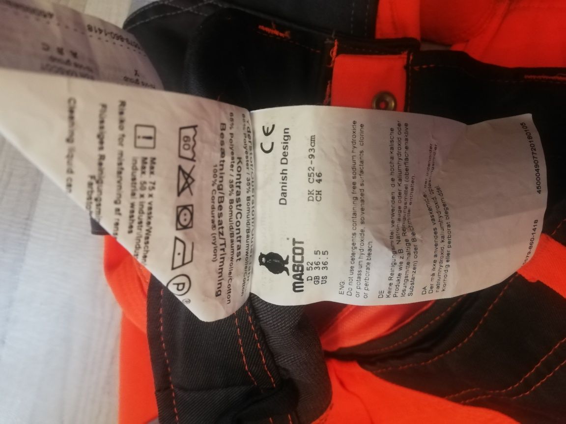 Spodnie robocze z kieszeniami na kolanach Mascot Safe