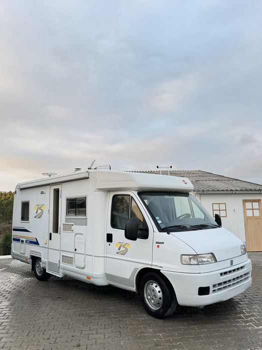 Autocaravana BURSTNER T604 - Como nova