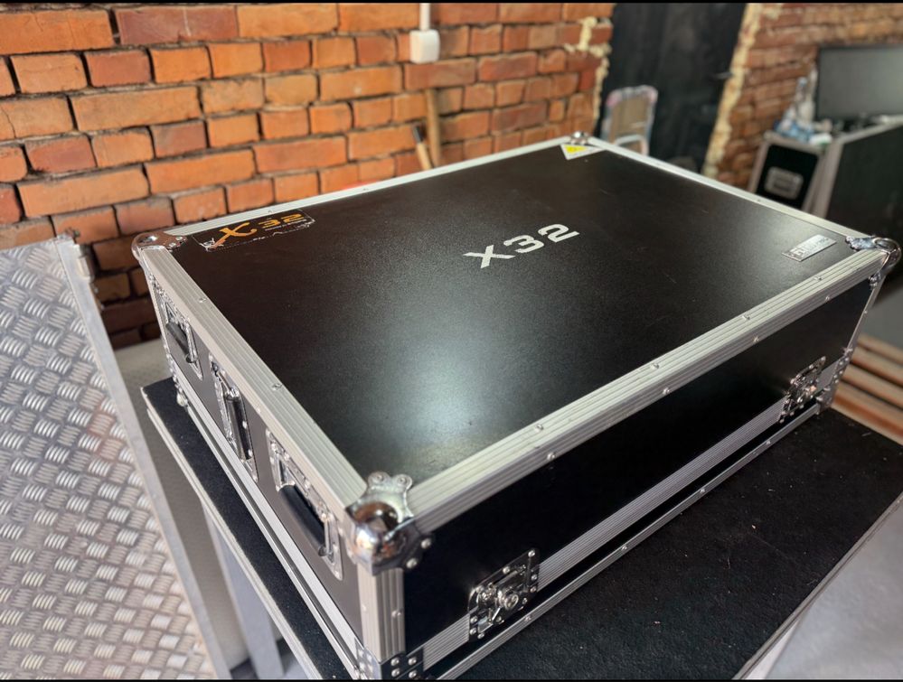 Behringer X32 Full+ FlightCase, Zadbany