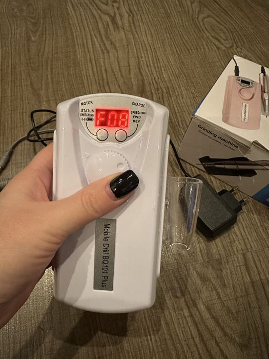 Фрезер на акамуляторі