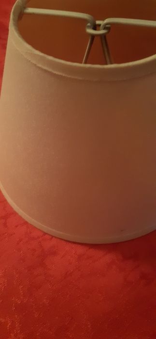 Mały abażur na lampkę nocną