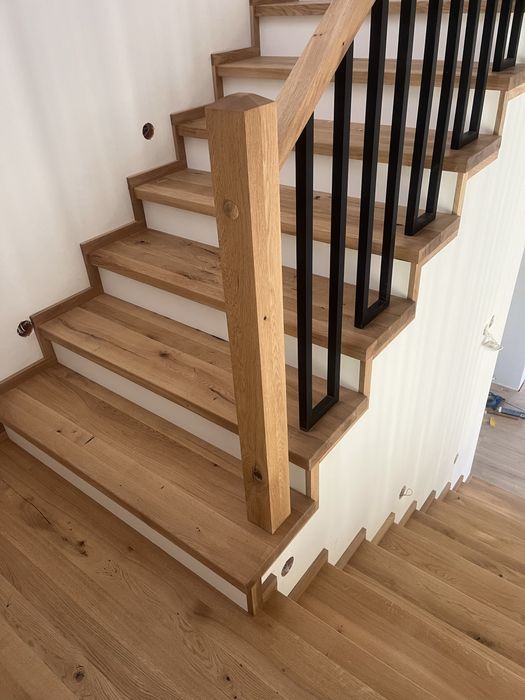 Schody na beton dębowe jesionowe