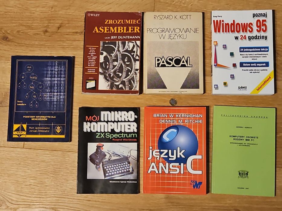 Zestaw książek o programowaniu i komputerach – retro informatyka...