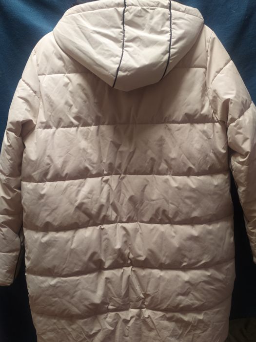 Жіночий пуховик peak