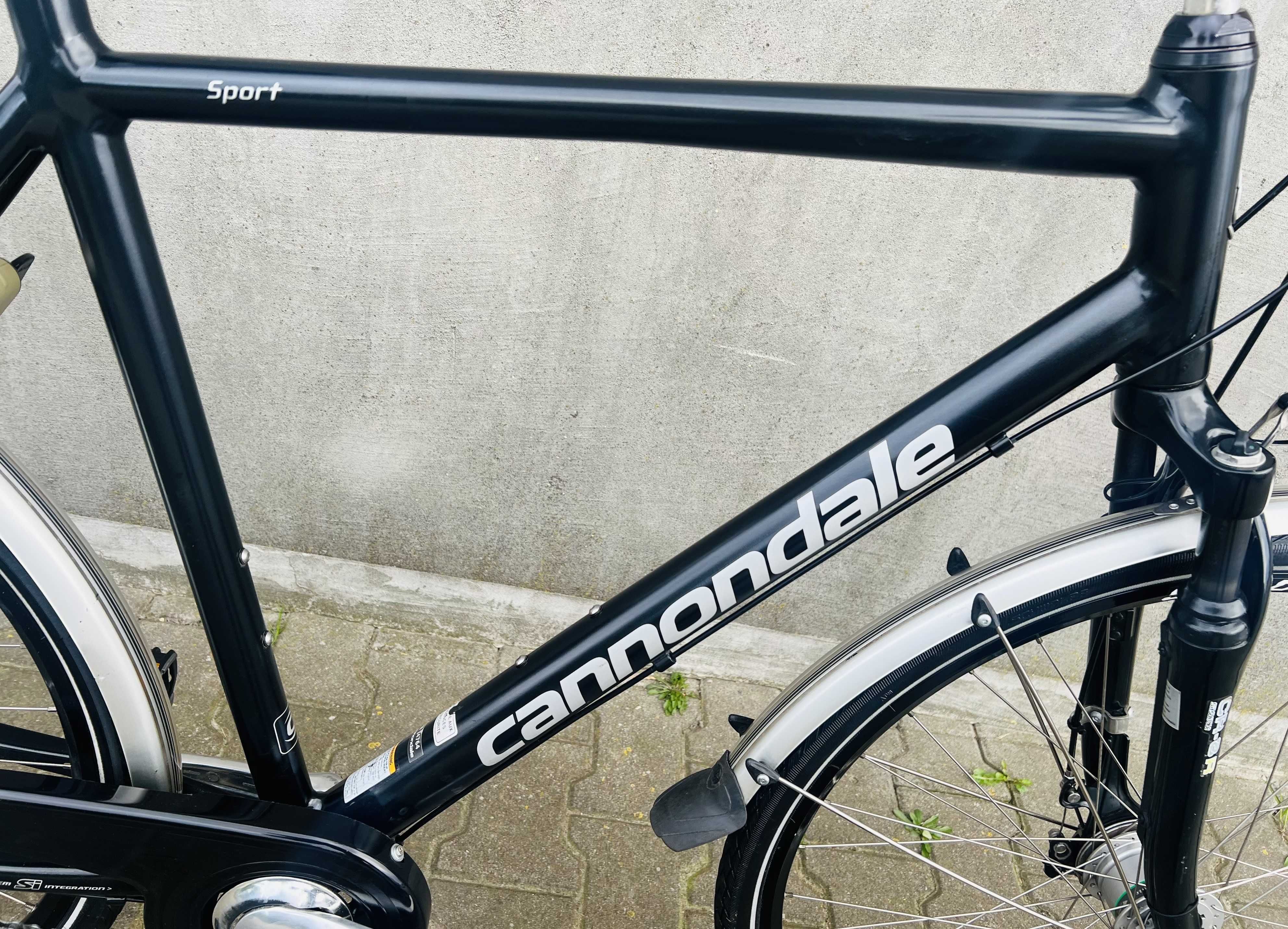 Rower CANNONDALE SPORT Męski Aluminiu 28" NEXUS 8 Prądnica Amortyzator