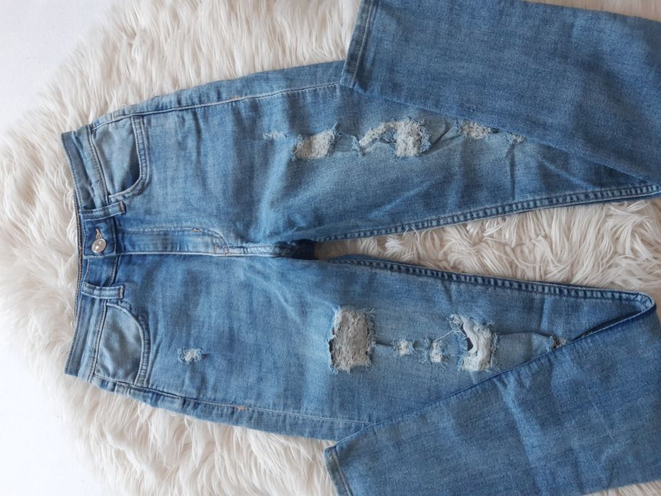 spodnie dżinsowe z dziurami XS