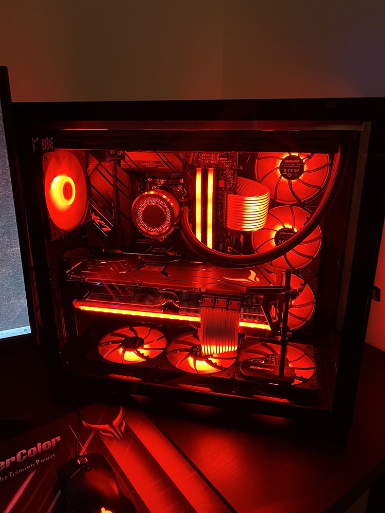 PC GAMER - 7700X + RX 7900 XTX