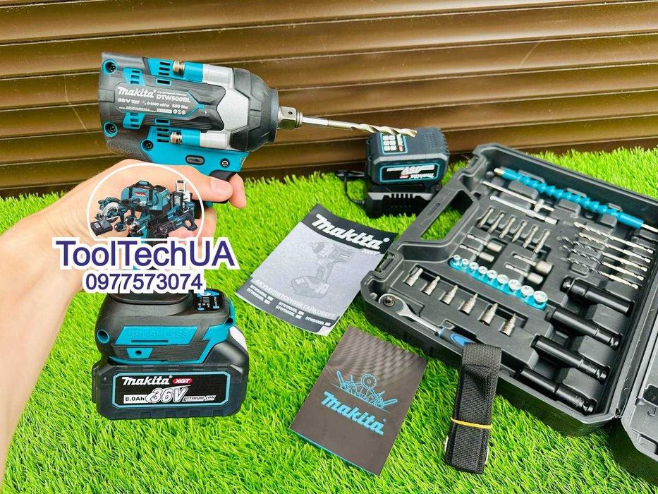 Безщітковий Гайкокрут з набором розхідника Макіта DTW500 XGT 1/2 36В8А