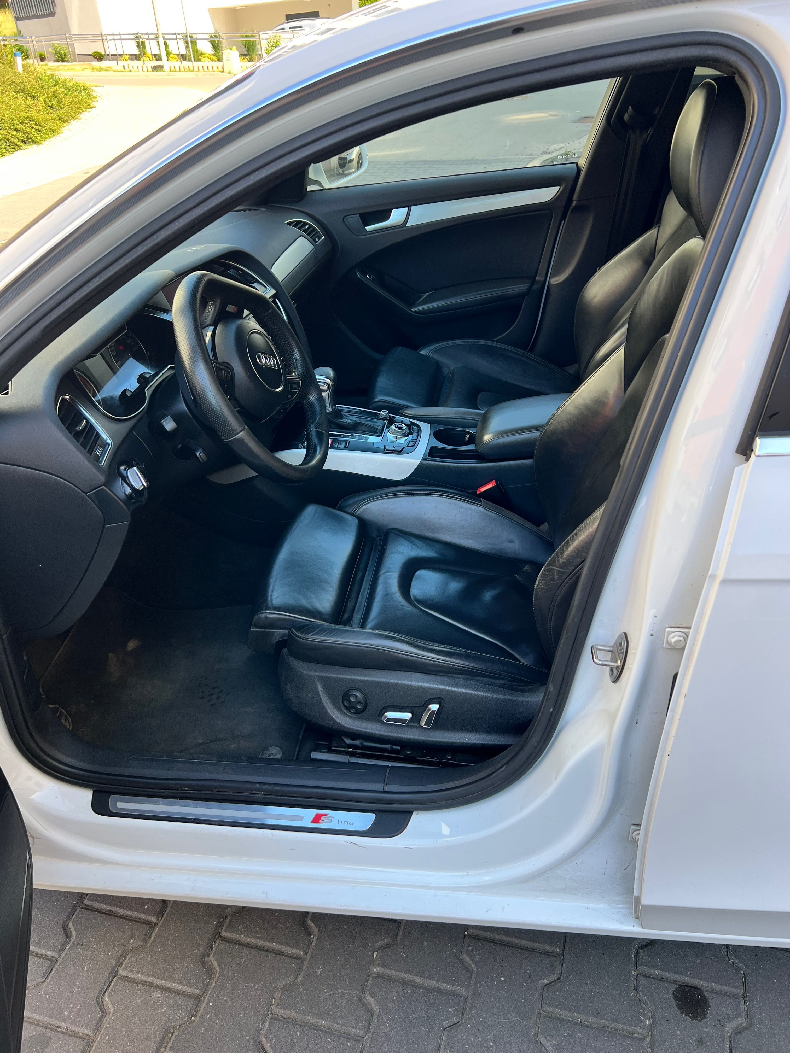 Audi A4 B8_2.0TDI_Sline_LIFT_12/13_PerfekcyjnyStan_Bezwypadek_Serwis