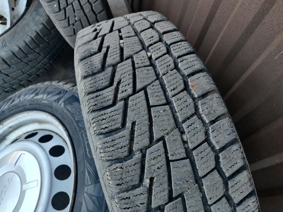 Dacia Sandero 2013 • 1.2 бензин