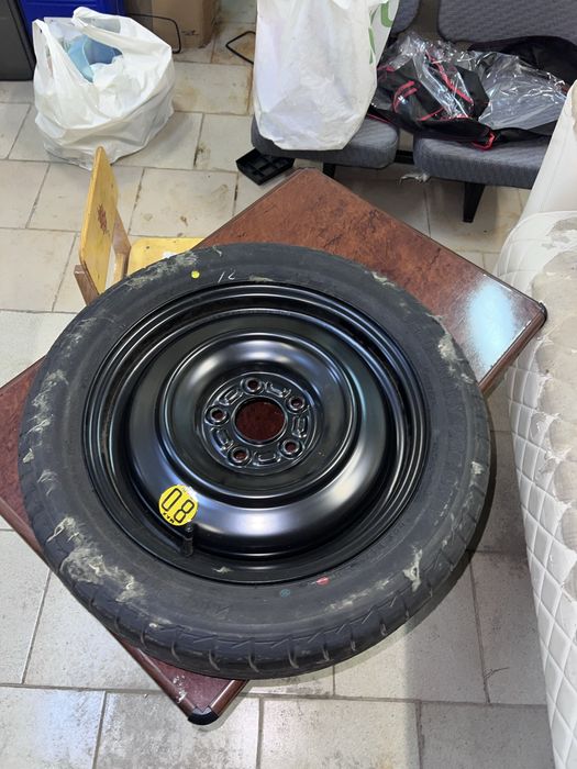 Продам новеньку запаску для Mazda 6