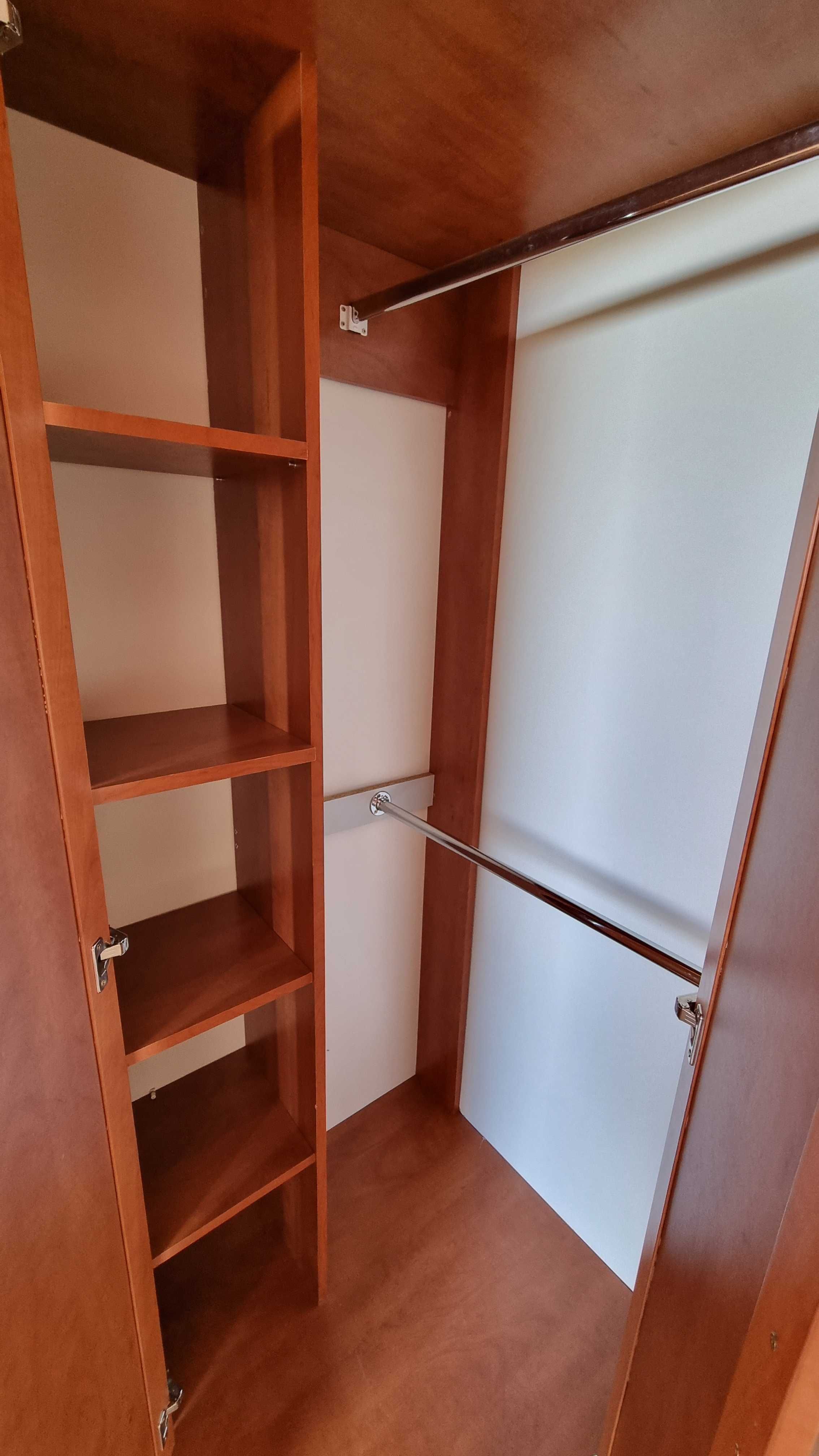 Szafa narożna sprzedam